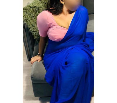 Rubynee Indian Tamil Girl🇮🇳💙New to Barking